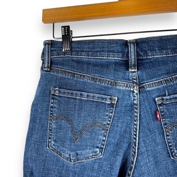 Levi's Mid Length Distressed Mid Rise Denim Jean Shorts, Medium Wash, Size 27 - Picture 8 of 9